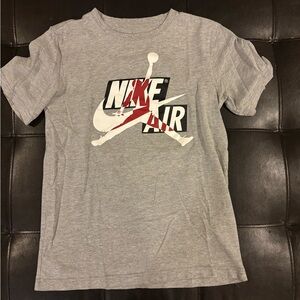 Nike Kids Gray Graphic T-Shirt-XL